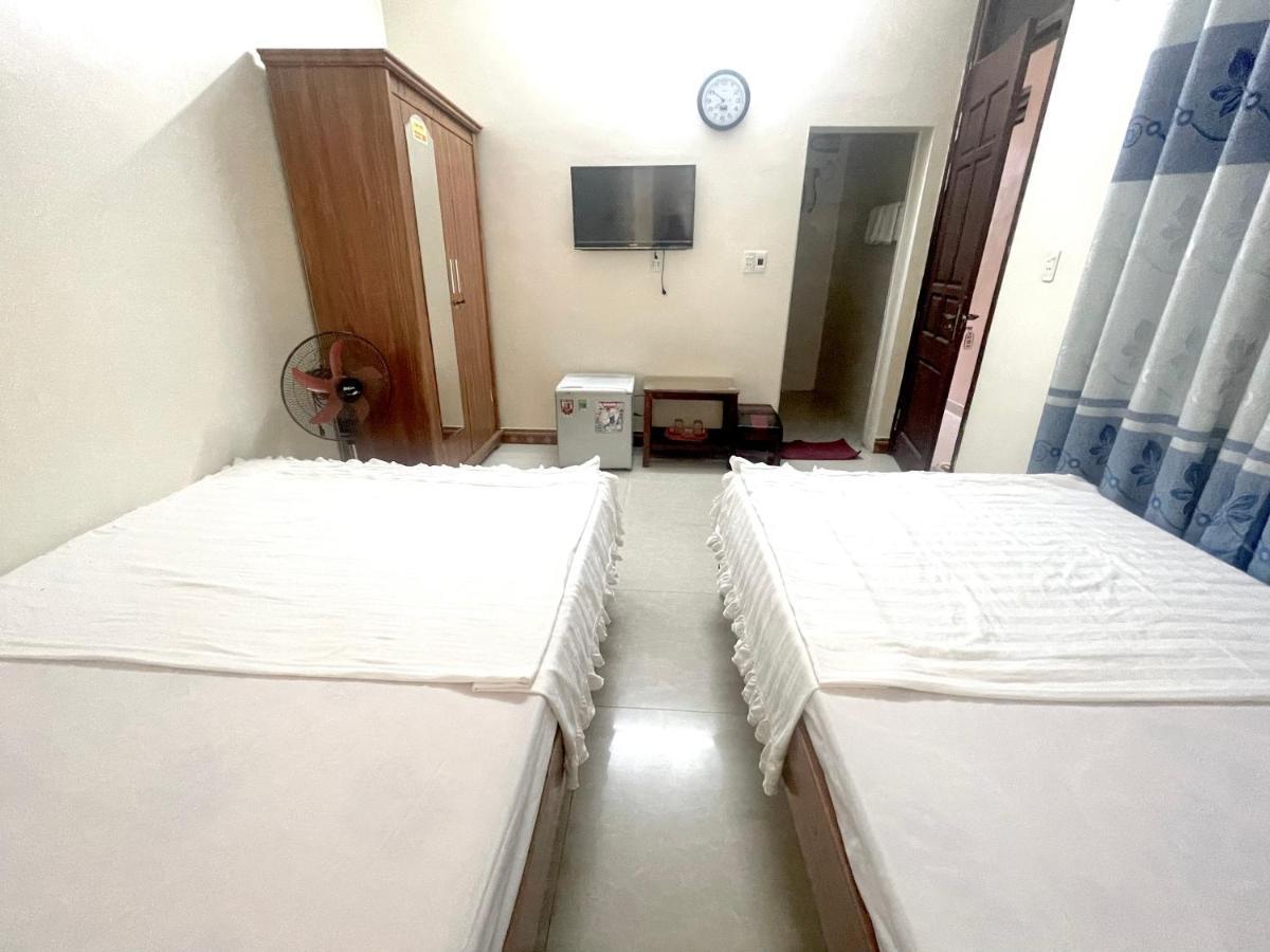 Bed and Breakfast Lam Dao House à Dong Hoi Extérieur photo